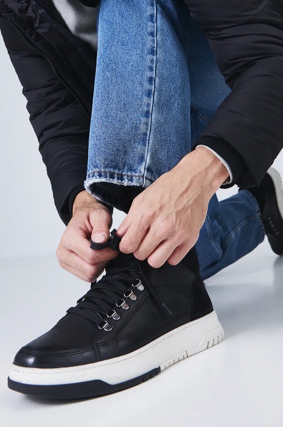 Kožené boty pánské se semišovými vsadkami černá barva nezateplené černá RW24-OBM506