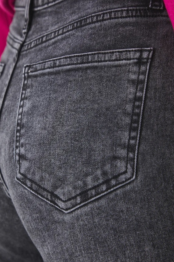 Jeansy damskie slim z efektem sprania kolor czarny RW24-SJD051 czarny