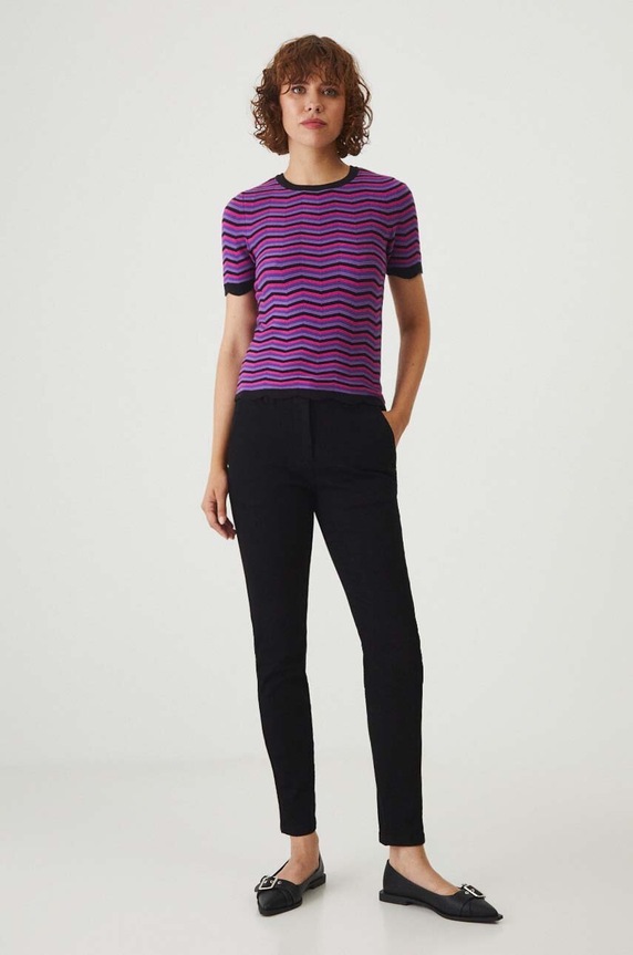 Jeansy damskie chino z paskiem kolor czarny czarny RW24-SJD307