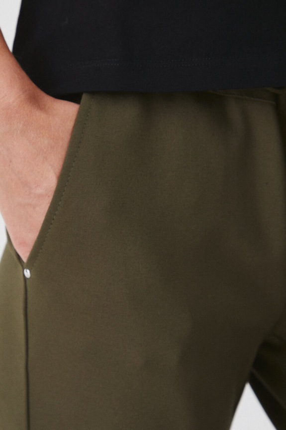 Spodnie damskie jogger gładkie kolor zielony zielony RW24-SPD051