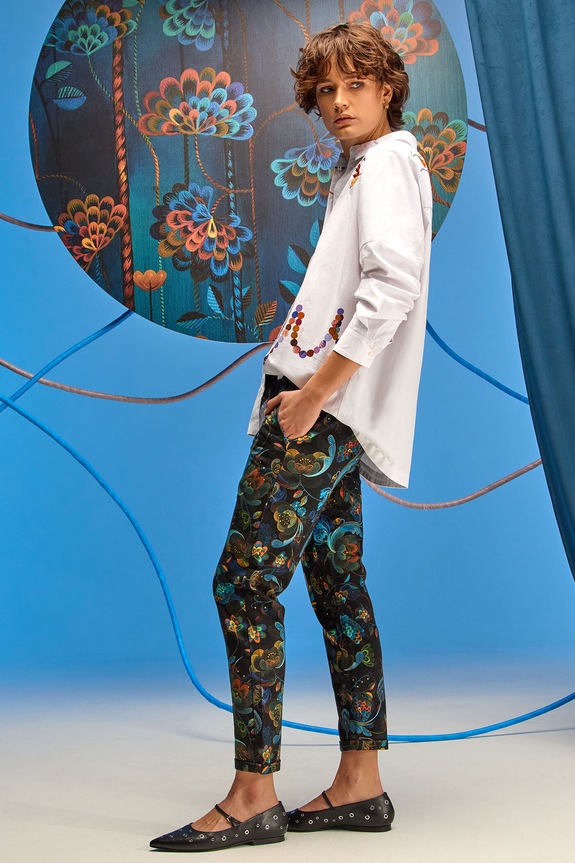 Tepláky dámské z kolekce Karolina Matyjaszkowicz x Medicine černá barva ART SERIES černá RW24-SPDB51