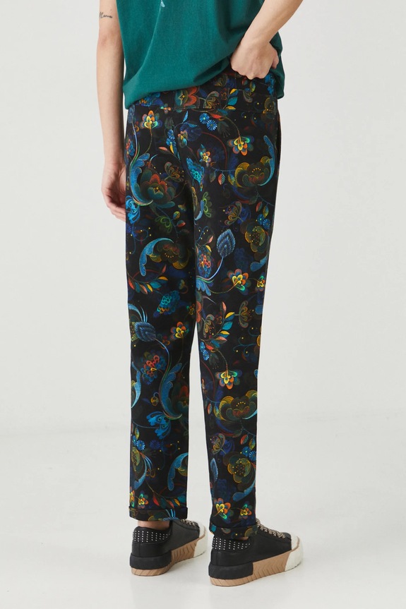 Tepláky dámské z kolekce Karolina Matyjaszkowicz x Medicine černá barva černá RW24-SPDB51