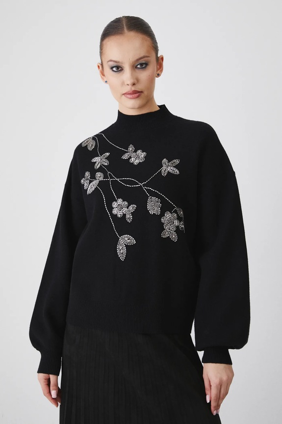 Sweter damski z ozdobną aplikacją kolor czarny RW24.SWDA07 czarny RW24