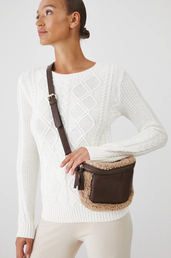 Nerka damska z imitacji skóry kolor brązowy aplikacja brązowy RW24-TOD800