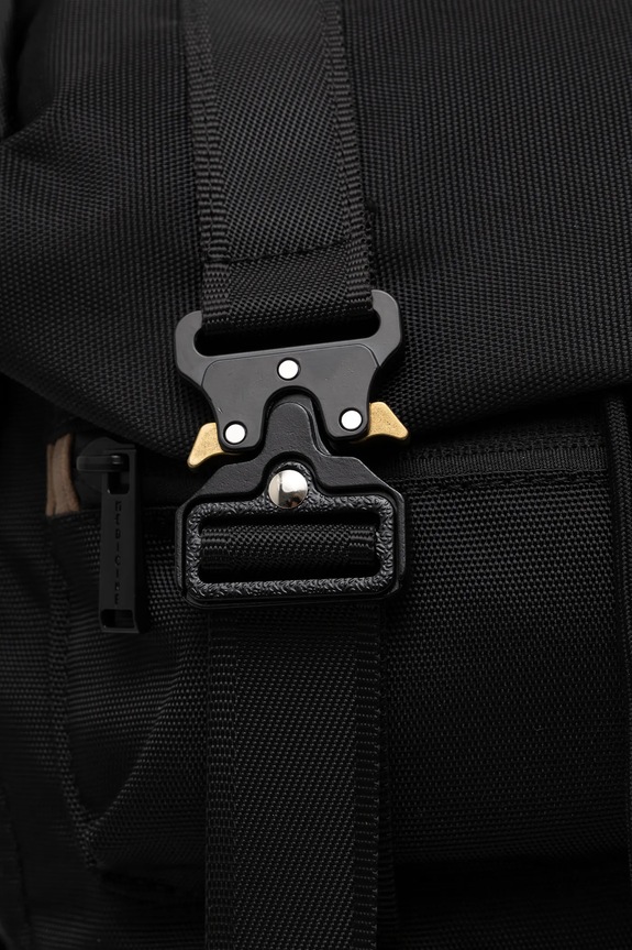 Medicine plecak 33 x 48 16 cm RW24-TOM400 czarny