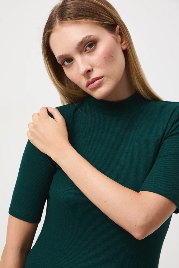 Tričko dámské s pruhy zelená barva RW24-TSD042 zelená