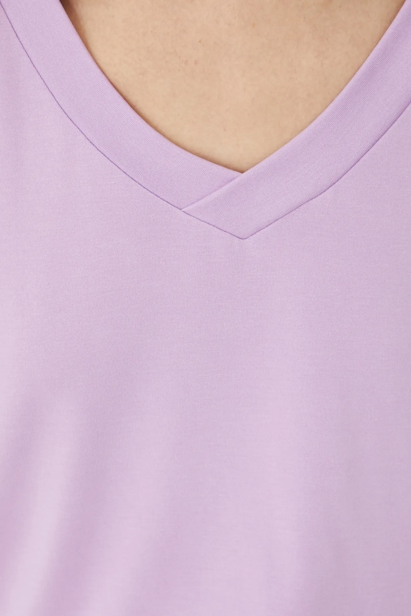 T-shirt basic damski z modalem RW24-TSD404 fioletowy