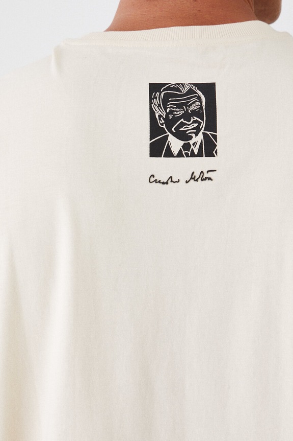 T-shirt bawełniany męski – Medicine z okazji roku Miłosza, kolor beżowy RW24-TSM653