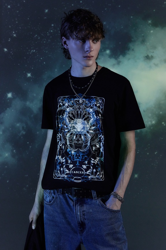 T-shirt bawełniany męski z kolekcji Zodiak - Rak kolor czarny okrągły czarny RW24-TSM956