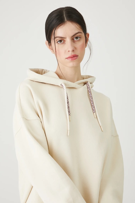 Bluza damska z ozdobną naszywką aplikacja beżowy RW25-BLD011
