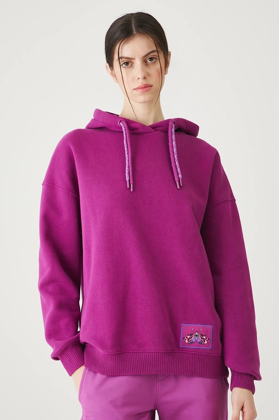 Bluza damska z ozdobną naszywką aplikacja fioletowy RW25-BLD011