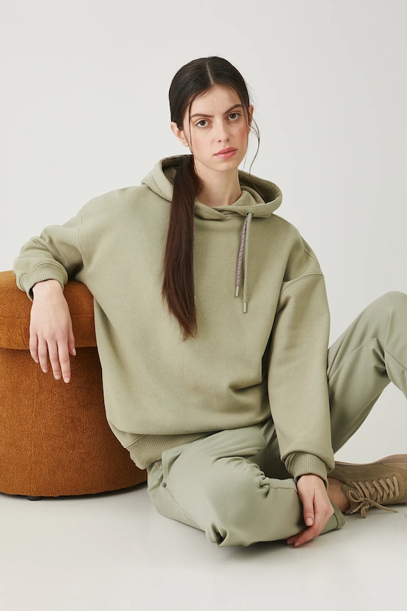 Bluza damska z ozdobną naszywką aplikacja zielony RW25-BLD011