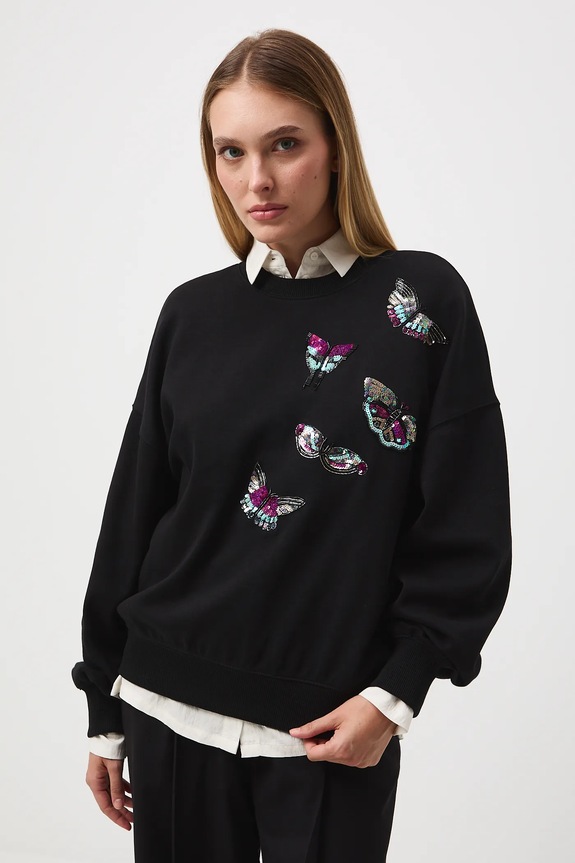 Bluza damska z ozdobną aplikacją czarny RW25-BLD500