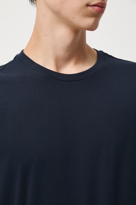 Longsleeve bawełniany męski z elastanem gładki RW25-BUM041 granatowy