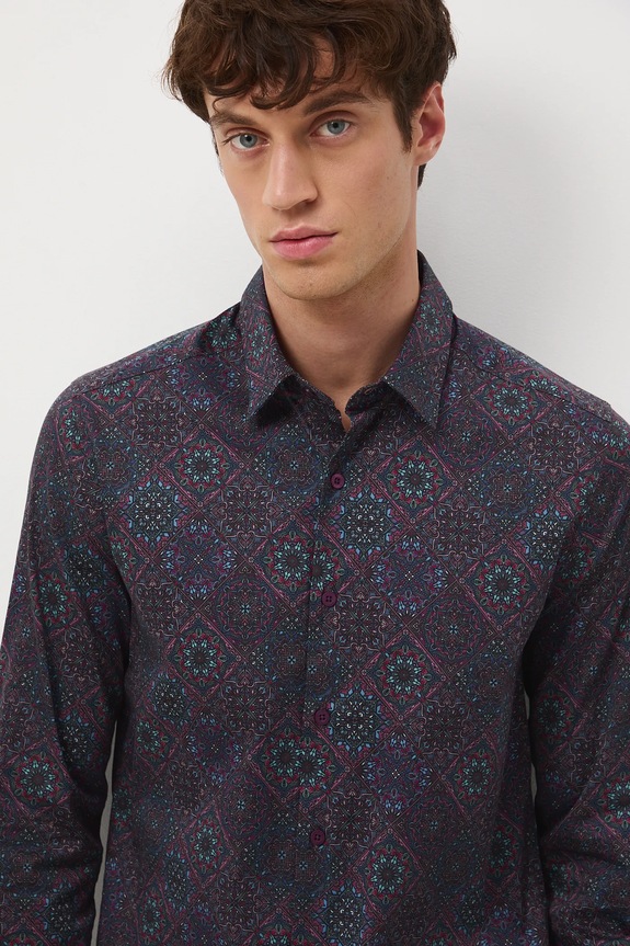 Koszula męska z kołnierzykiem klasycznym wzorzysta multicolor RW25-KDM073