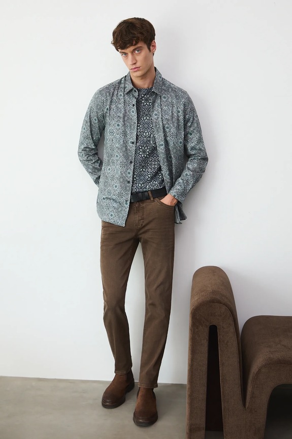 Koszula męska z kołnierzykiem klasycznym wzorzysta casual multicolor RW25-KDM073