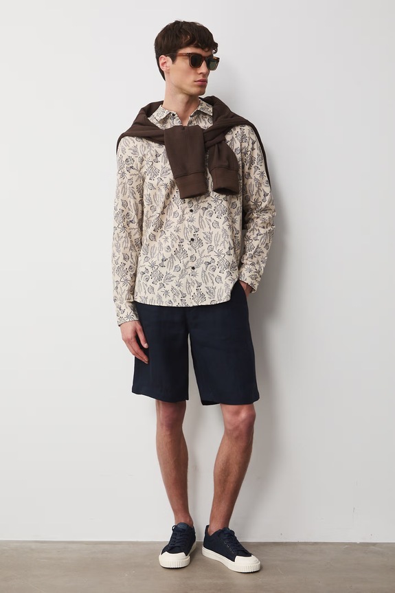 Koszula z lnem męska z kołnierzykiem klasycznym wzorzysta RW25.KDM102 beżowy RS26