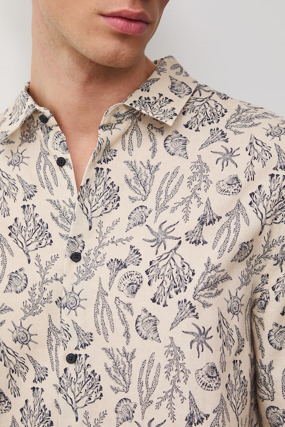 Koszula z lnem męska z kołnierzykiem klasycznym wzorzysta RW25.KDM102 beżowy