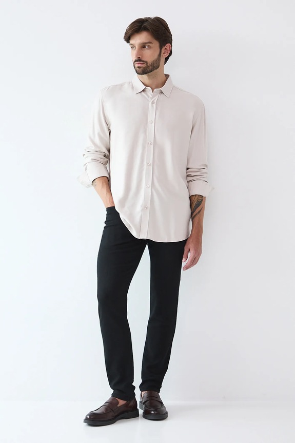 Košeľa s klasickým golierom bez vzoru jednofarebný béžová RW25-KDM600