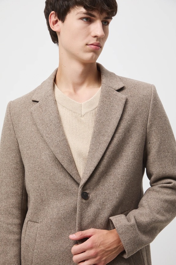 Płaszcz z domieszką wełny męski beżowy RW25-KPM501