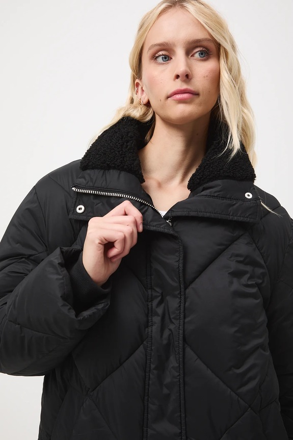 Bunda s izoláciou DuPont™ Sorona® čierna RW25-KUD706