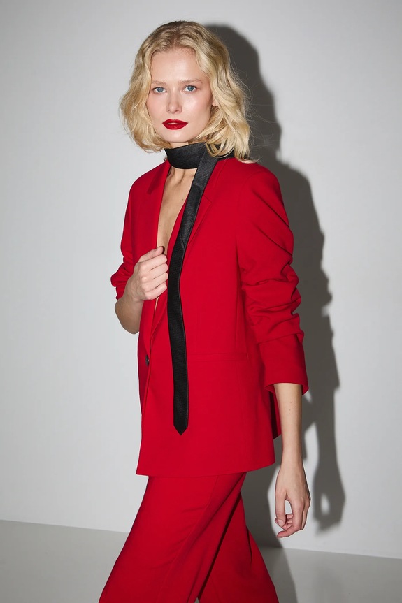 Marynarka damska gładka tkanina czerwony RW25-MKDA00