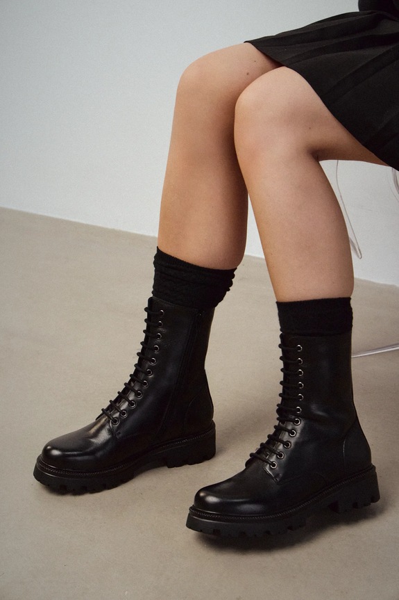 Kožené členkové topánky dámske RW25-OBD402