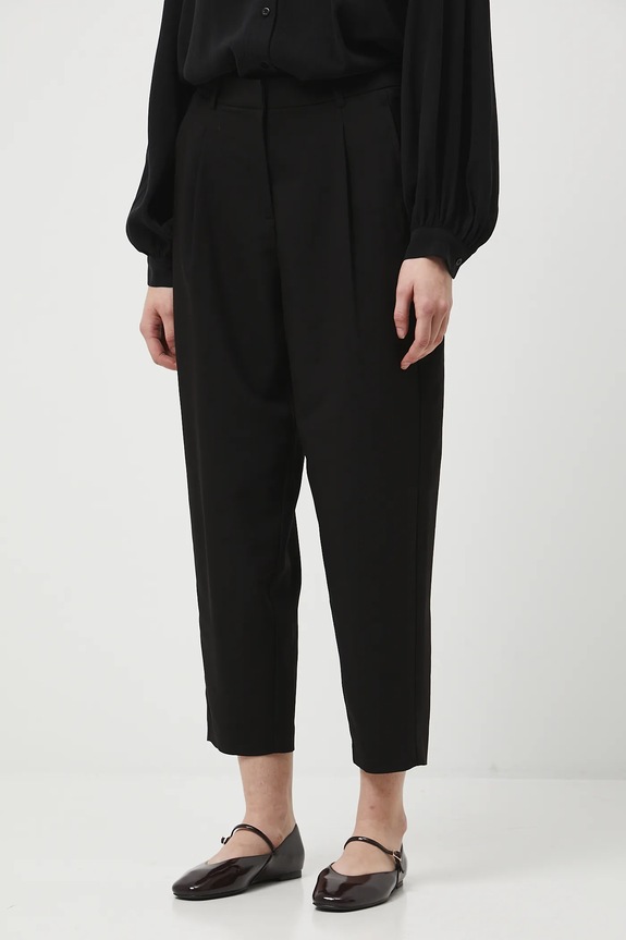Spodnie damskie slouchy gładkie czarny RW25-SPD304