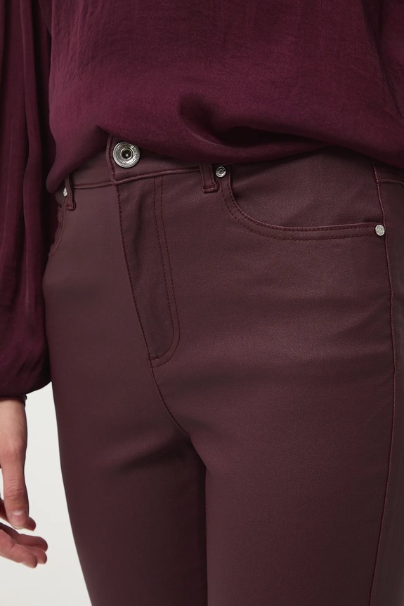 Spodnie damskie skinny woskowane bordowy RW25-SPD700