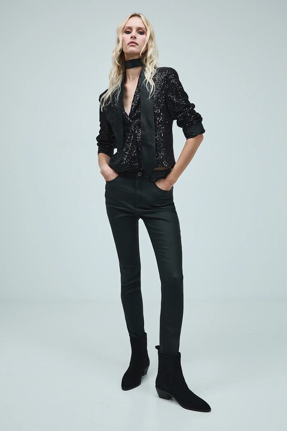 Spodnie damskie skinny woskowane z elastanem czarny RW25-SPD700