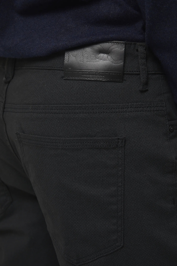 Kalhoty pánské regular, s jemným vzorem černá RW25-SPM050