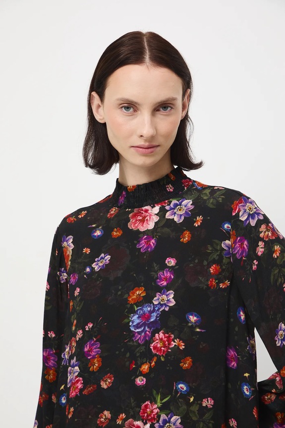 Odzież Sukienka damska mini z wiskozy wzorzysta RW25-SUD091 multicolor