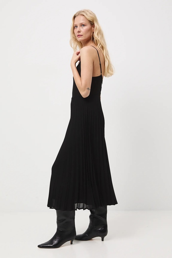 Odzież Dwuczęściowa sukienka midi plisowana RW25-SUDA04 czarny