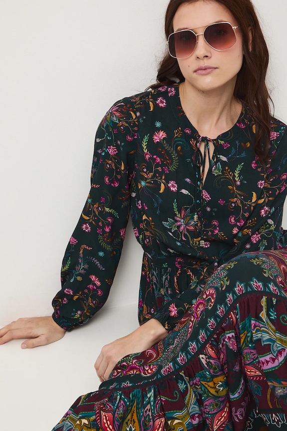 Sukienka midi z wiskozy wzorzysta multicolor RW25-SUDC00