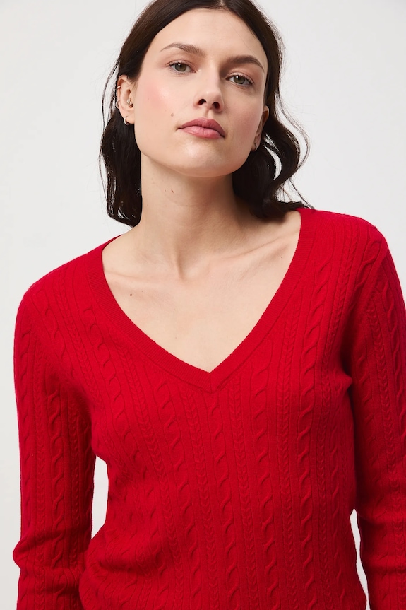 Sweter damski z warkoczowym splotem czerwony RW25-SWD052