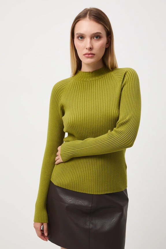 Sweter damski prążkowany RW25-SWD054 zielony RW25