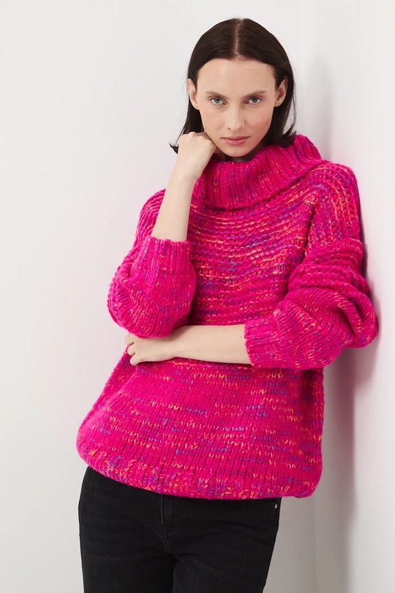 Sweter damski z golfem pozostałe różowy RW25-SWD905