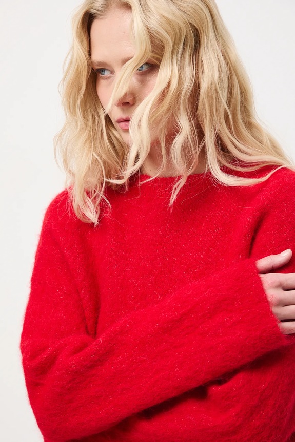 Pulover z volno alpake Medicine RW25-SWDA13 rdeča