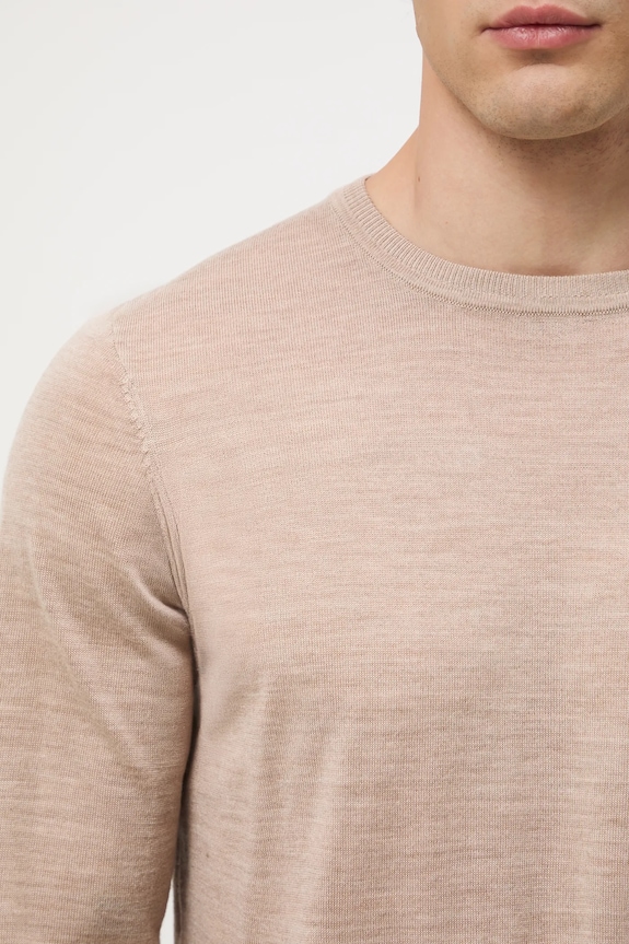 Sweter z wełny merino gładki RW25-SWM701 beżowy
