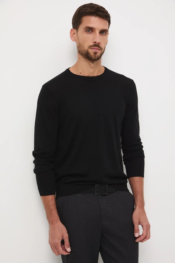 Sweter z wełny merino gładki RW25-SWM701 czarny