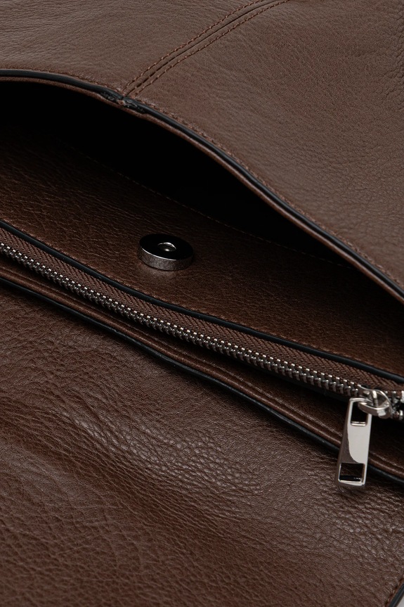 Plecak damski z imitacji skóry RW25-TPD403 brązowy