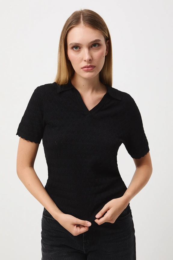 T-shirt damski ażurowy z wiskozą RW25-TSD500 czarny RW25