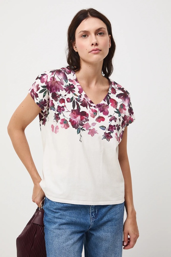 T-shirt bawełniany damski z elastanem w kwiaty z elastanem beżowy RW25-TSD504