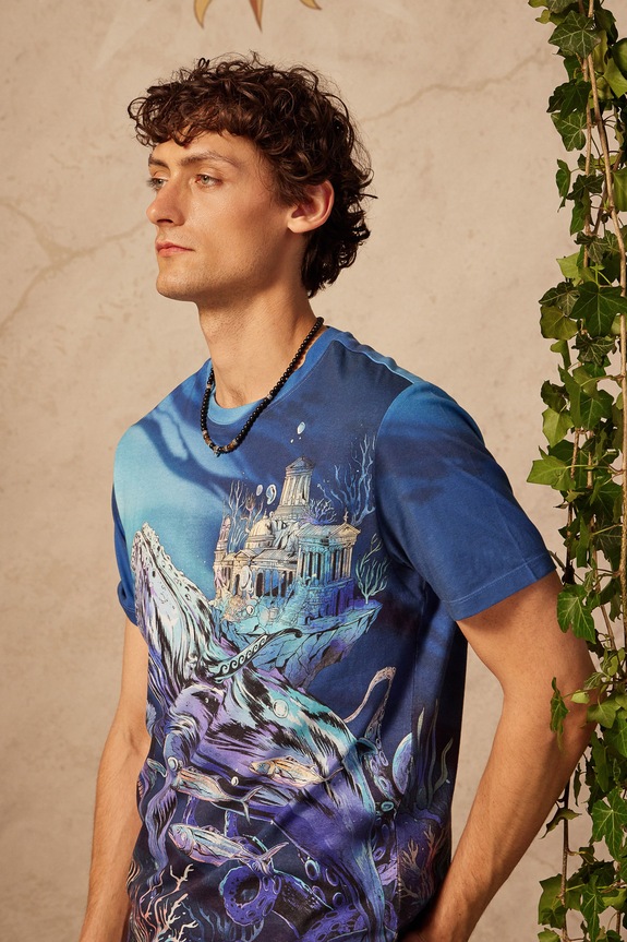 T-shirt bawełniany męski z kolekcji Lands of Legends – Atlantyda bawełna granatowy RW25-TSM251