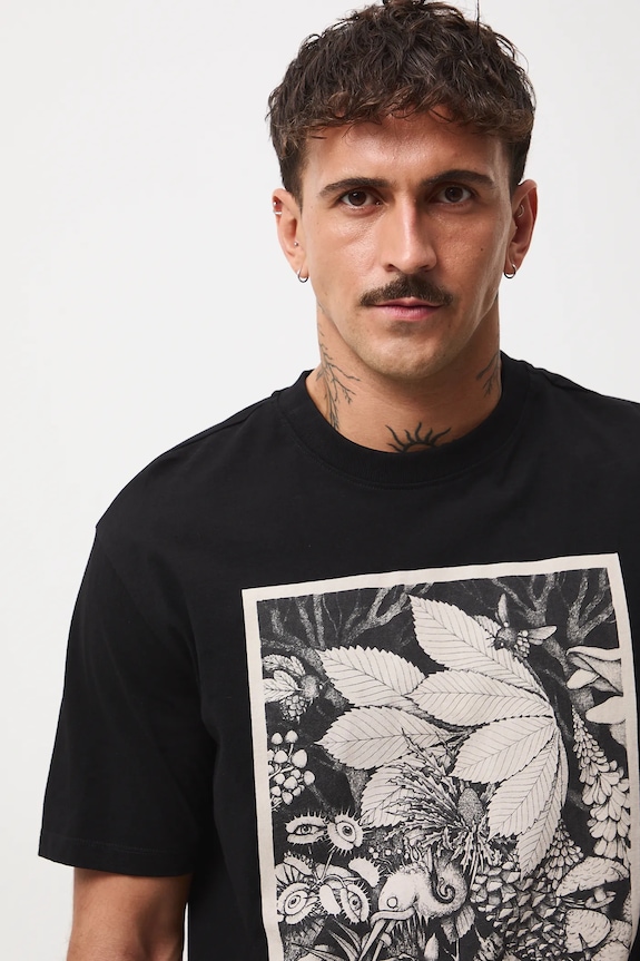 T-shirt bawełniany męski z kolekcji Tajemniczy Świat Medicine RW25-TSM551 czarny