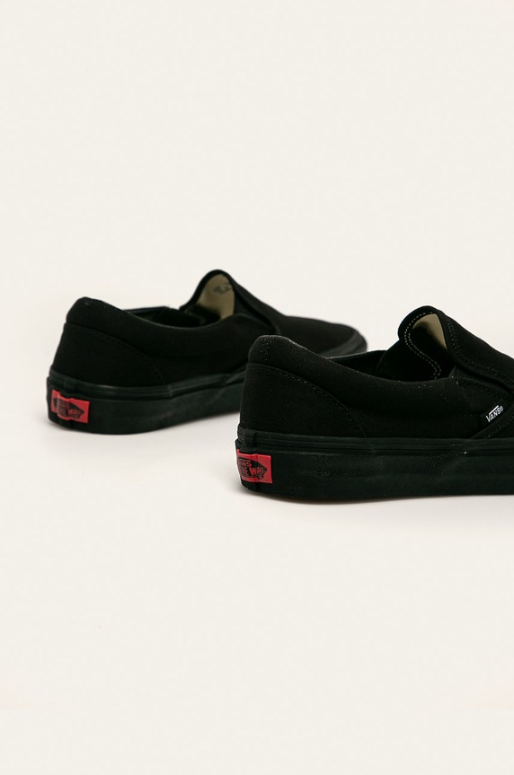 Obuwie Vans - Tenisówki Classic Slip on VN000EYEBKA czarny