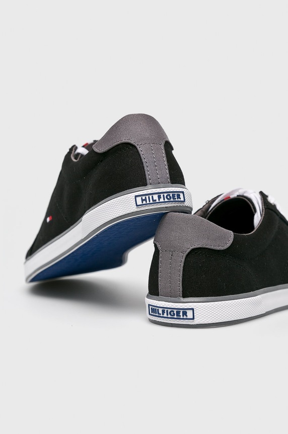 Παπούτσια Tommy Hilfiger - Πάνινα παπούτσια H2285ARLOW 1D FM0FM00596 μαύρο