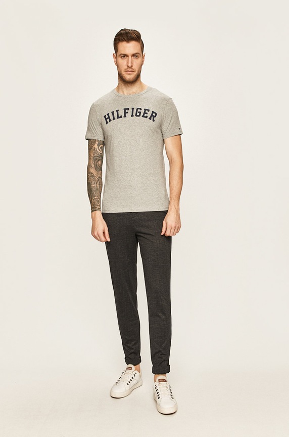 Tommy Hilfiger - Pánske tričko UM0UM00054 sivá AA00