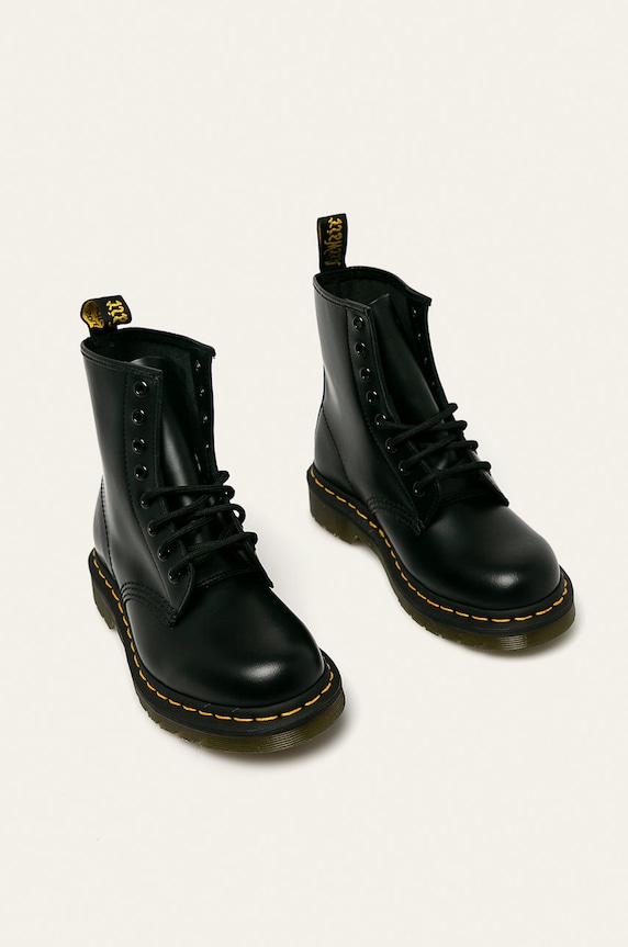 Dr Martens - Bokacsizma DM11822006 fekete SS26
