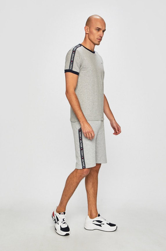 Tommy Hilfiger - Μπλουζάκι UM0UM00562 γκρί AA00